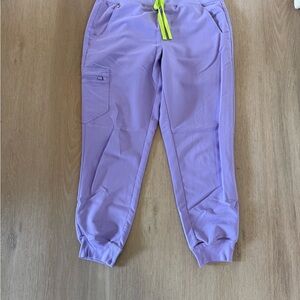 Figs Zamora Jogger in Lavender Dew